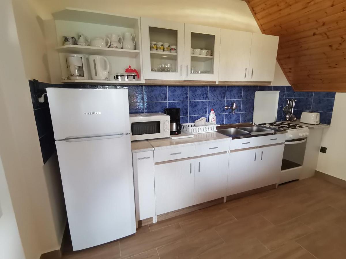 Szoloskert Apartman Черсегтомай Экстерьер фото